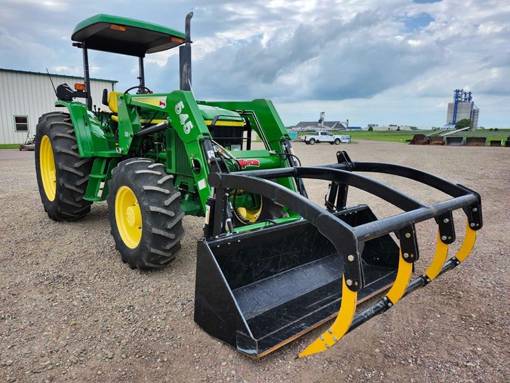 2005-john-deere-6603-image-2