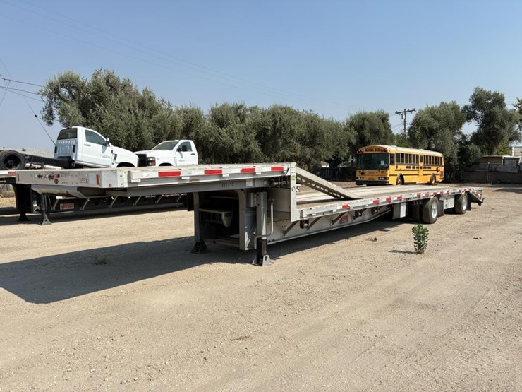 2018-doonan-50'-t/a-flat-bed-trailer-image-1