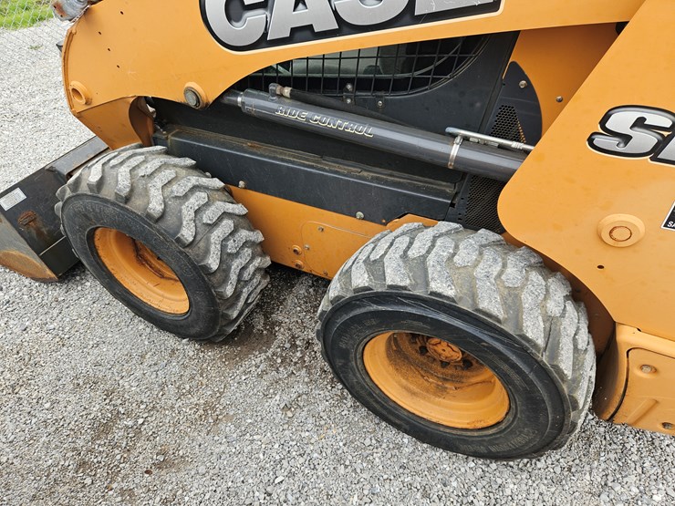 2016-case-sr210-image-17