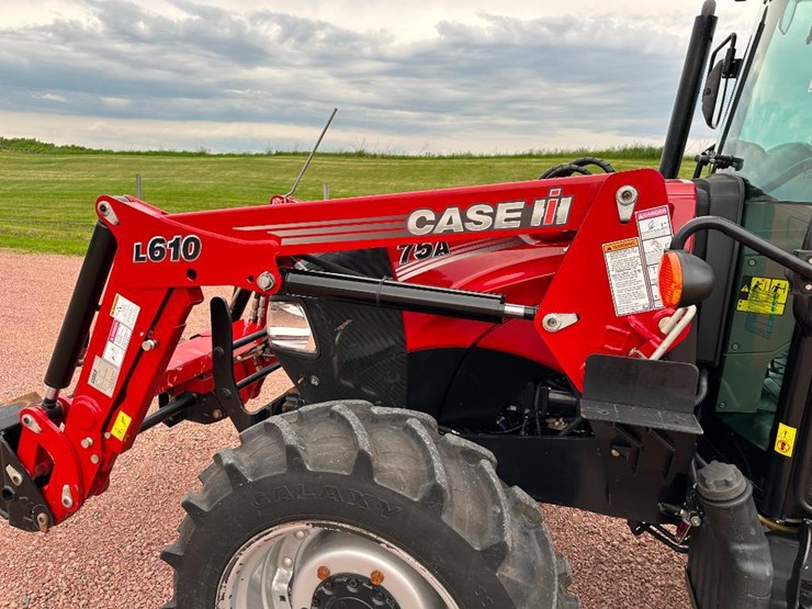 2023-case-ih-farmall-75a-image-27