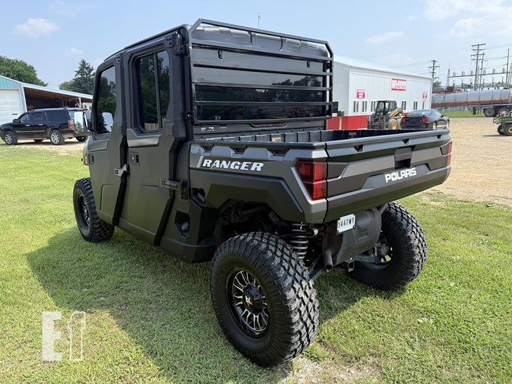 2022-polaris-ranger-crew-image-6