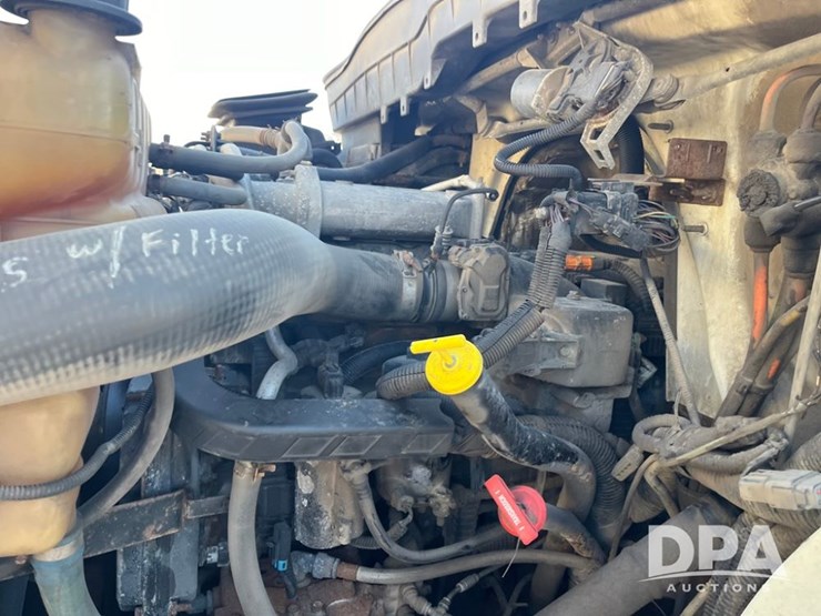 2012-international-durastar-4400-image-32