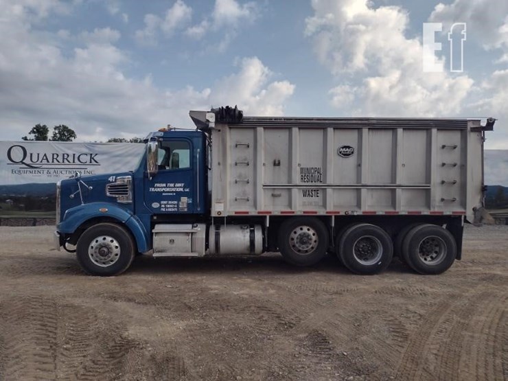 2017-freightliner-122sd-image-1