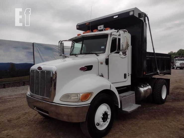 2009-peterbilt-335-image-32