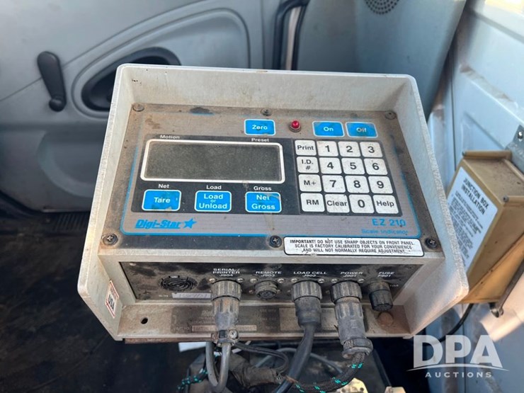 2007-international-durastar-4300-image-65