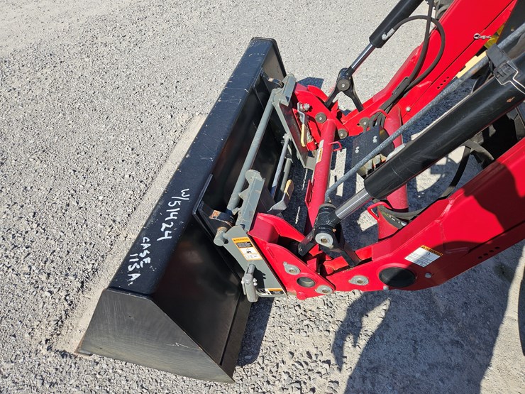 case-ih-farmall-115a-image-5