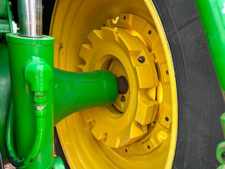 john-deere-8210-image-50