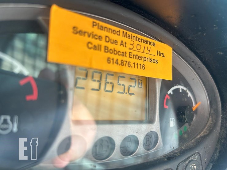 2019-bobcat-s850-image-11