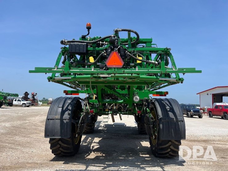 2020-john-deere-r4045-image-17