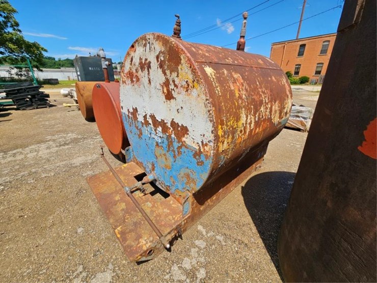 #2562-•-500-gallon-fuel-tank-image-4