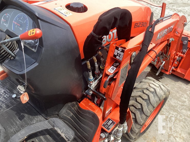 2020-kubota-b2301hsd-image-15