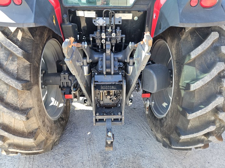 2020-massey-ferguson-6713-image-14