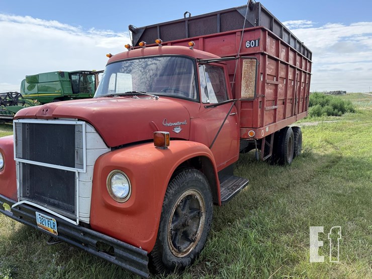 1972-international-loadstar-image-1