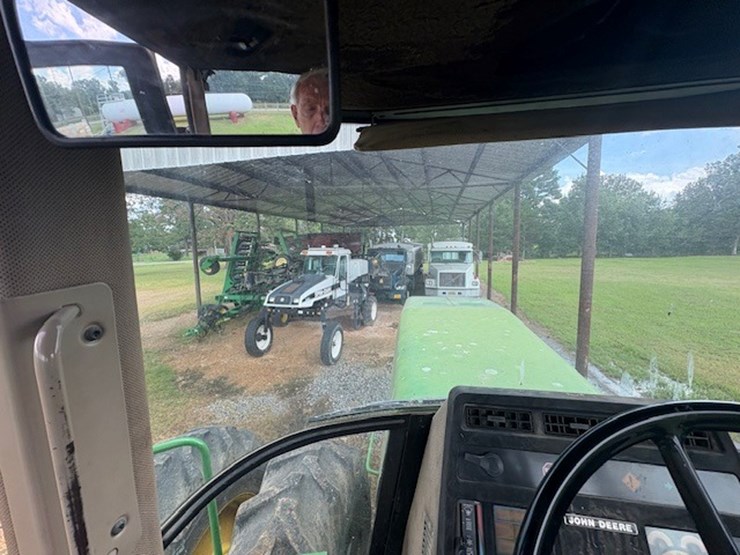 john-deere-8560-image-63