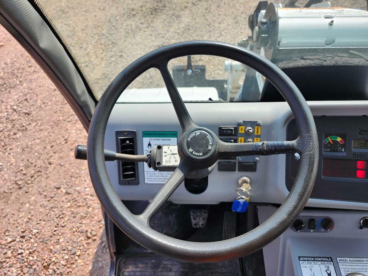 2003-bobcat-tool-cat-image-17