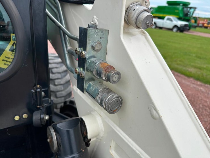 2015-terex-r165s-image-15