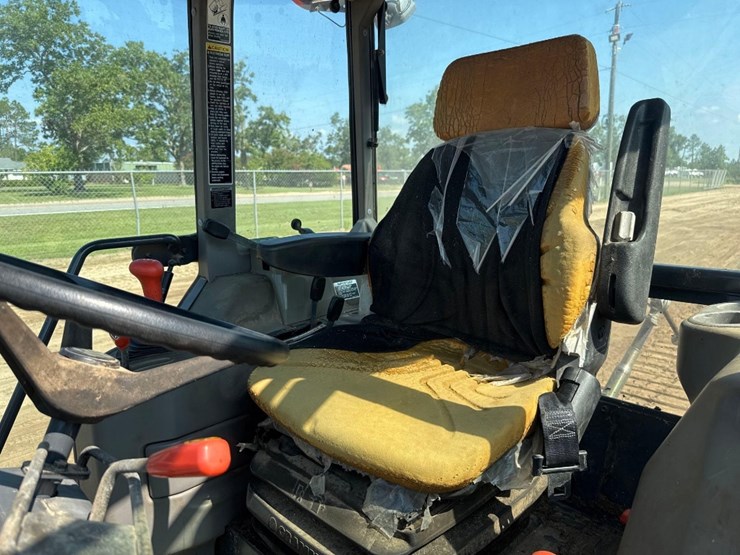 kubota-m6800-image-16