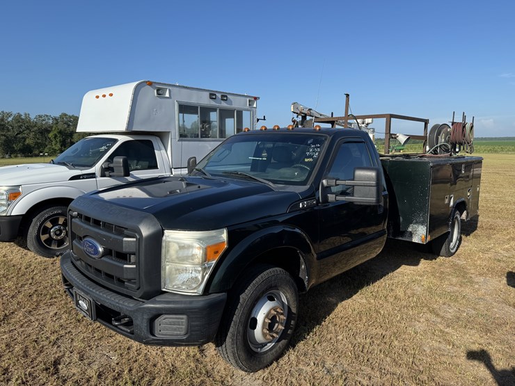 2016-ford-f350-xl-image-2