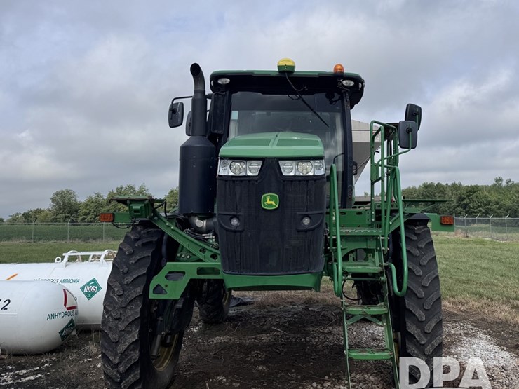 2017-john-deere-r4045-image-10