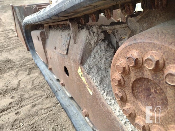 2014-bobcat-t590-image-23
