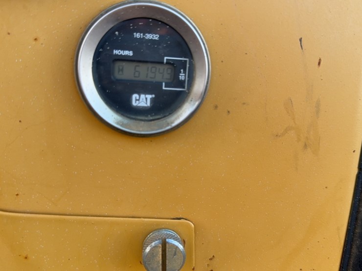 caterpillar-d3g-image-16