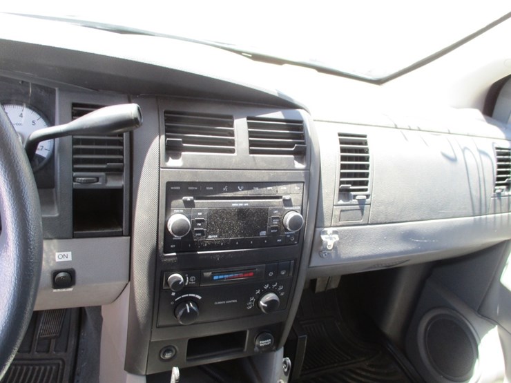 2008-dodge-durango-image-9
