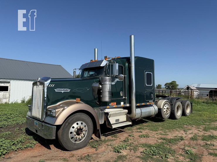 2005-kenworth-w900-image-53