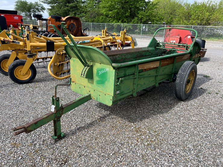 john-deere-r-image-1
