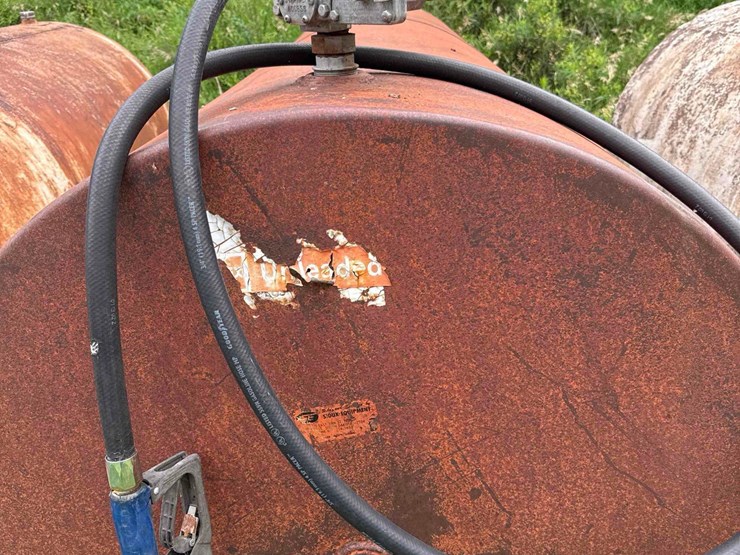 1000-gallon-fuel-barrel-image-10