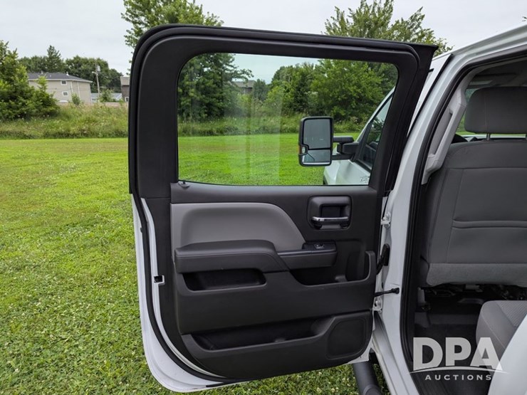 2016-gmc-sierra-pickup-(lt1366)-image-21