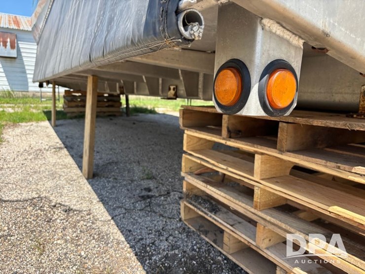 2013-warren-feed-box-(dr11783)-image-24