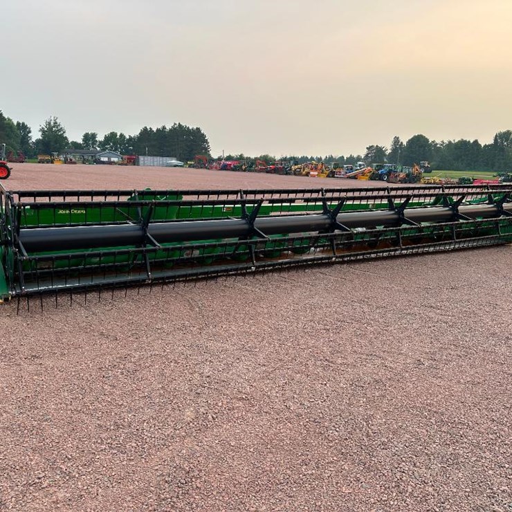 2009 JOHN DEERE 635F