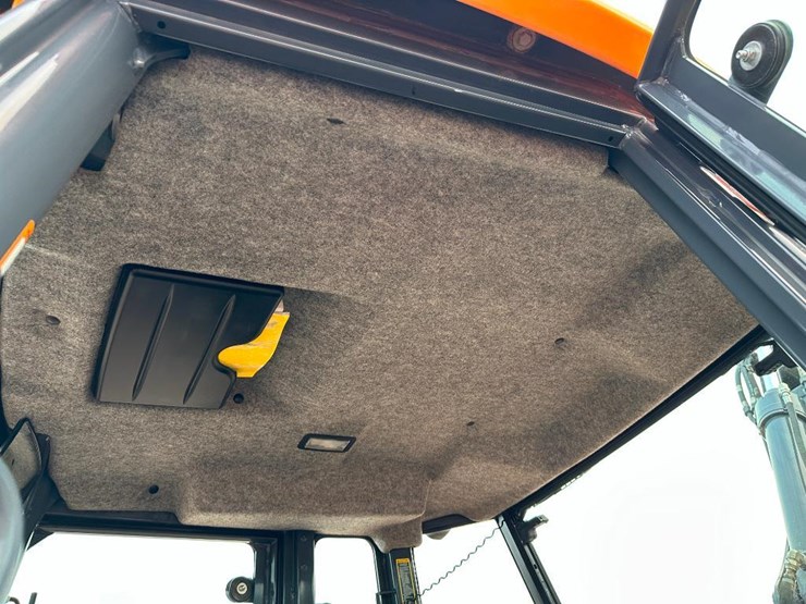 2018-deere-310sl-image-55