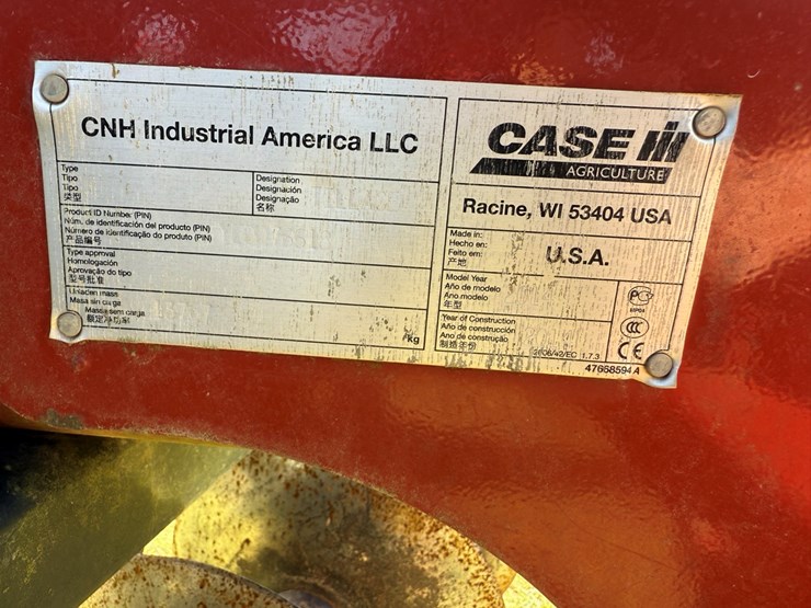 2014-case-ih-340-image-12