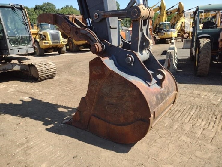 2018-volvo-ec250el-image-17