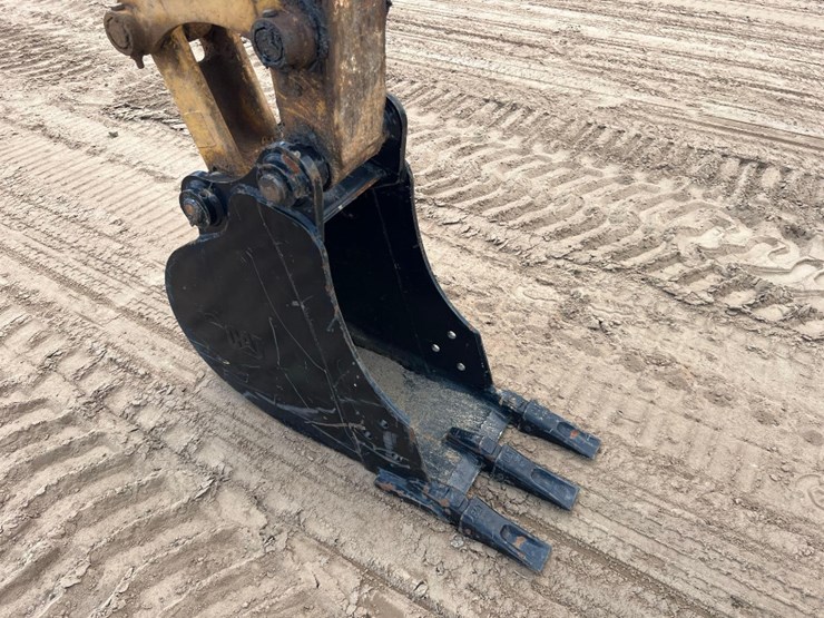 caterpillar-303.5c-cr-image-18