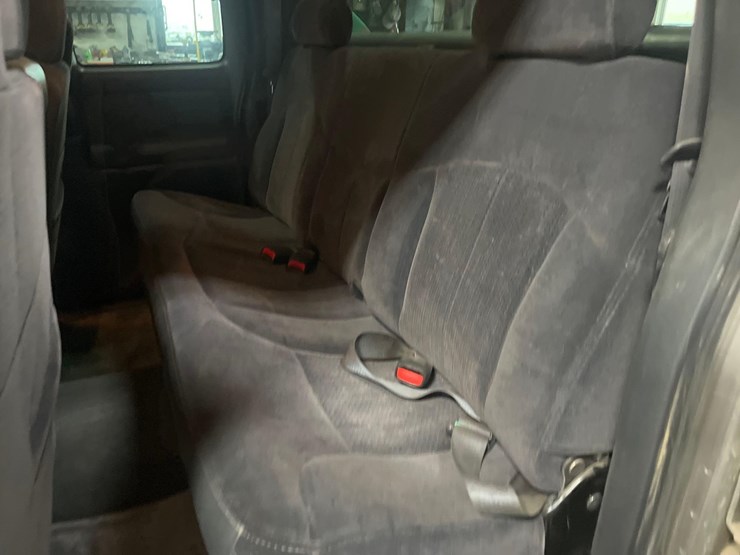 2000-chevrolet-1500-image-12