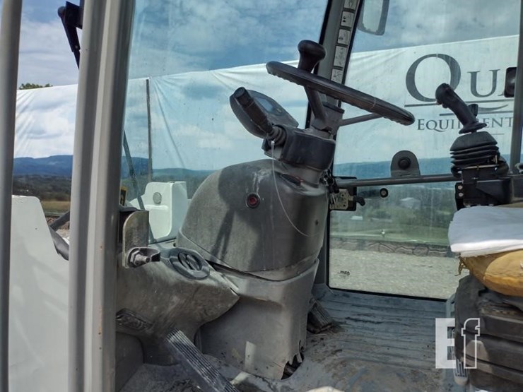 2012-takeuchi-tw65-image-11