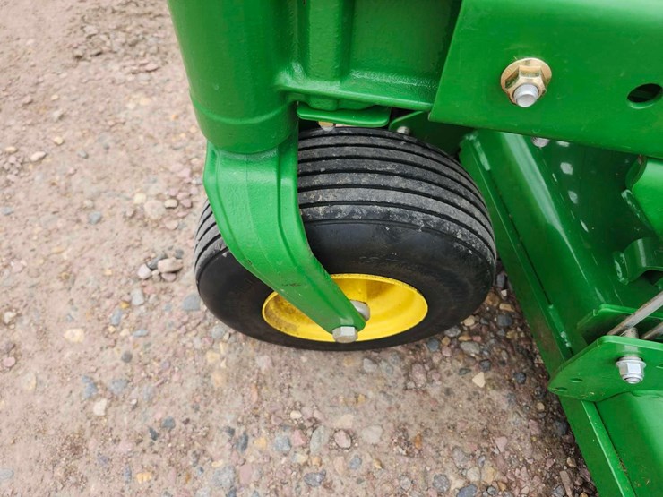 john-deere-m-image-8