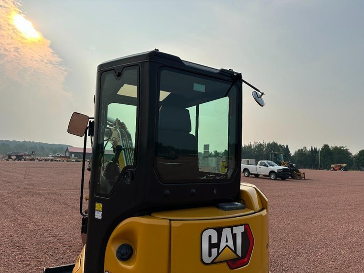 2020-caterpillar-303-image-21