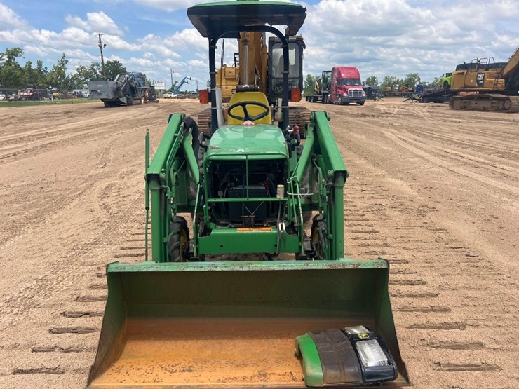 john-deere-4100-image-7