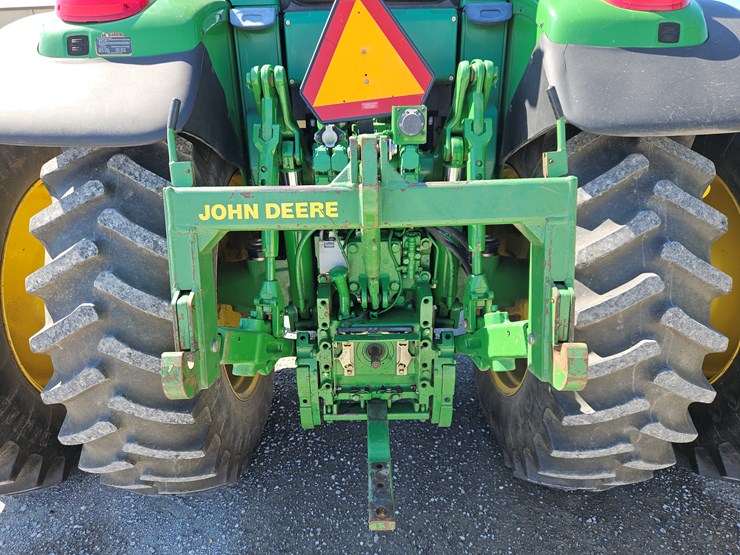 2005-john-deere-7520-image-14
