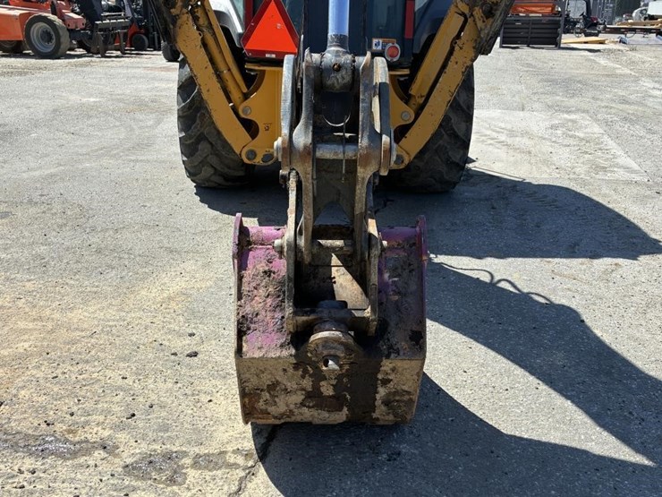 2019-deere-310l-ep-image-13
