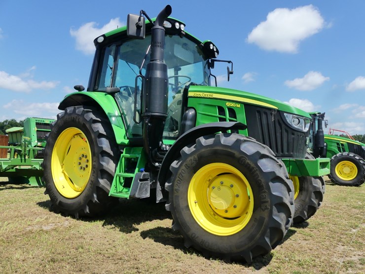 2020-john-deere-6120m-image-1