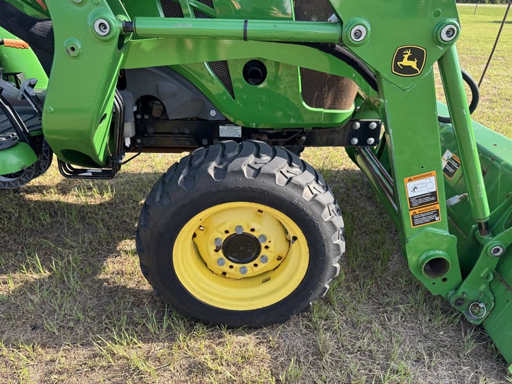 john-deere-3025e-image-5