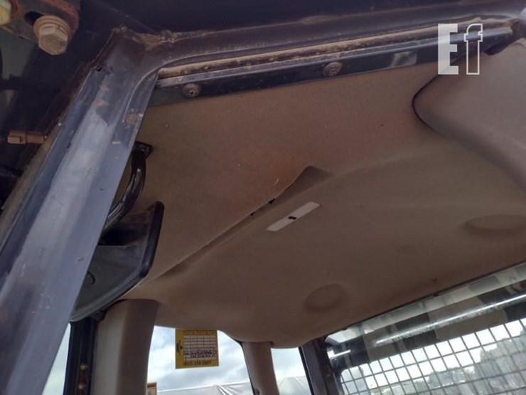 2012-case-850l-xlt-image-14