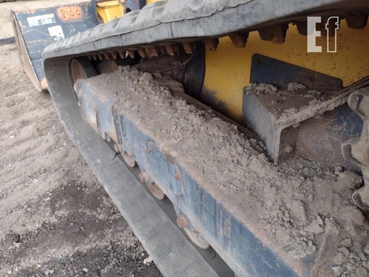 2020-deere-333g-image-22