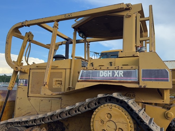 caterpillar-d6h-xr-image-12