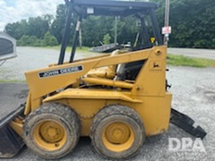 john-deere-24-image-2