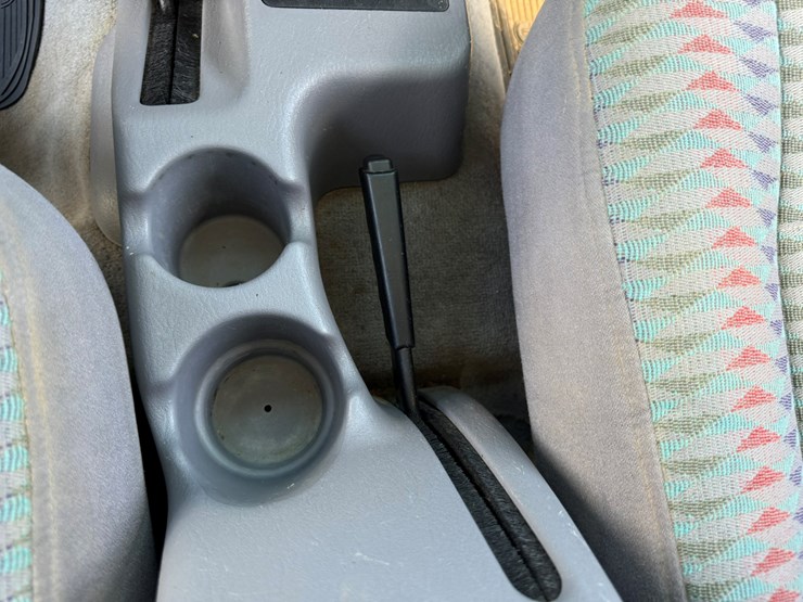 1997-jeep-wrangler-image-47